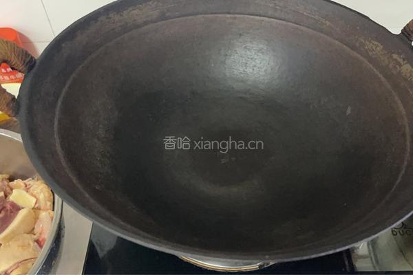 铁锅炖大鹅的做法图解1
