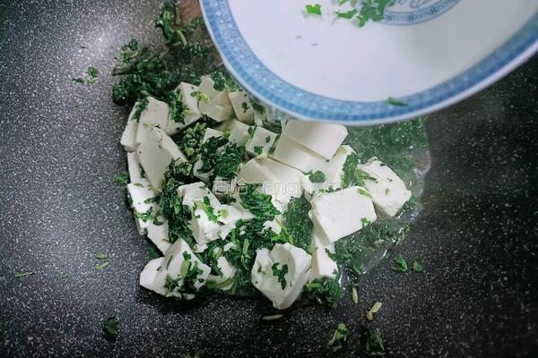 马兰头炒豆腐的做法图解8