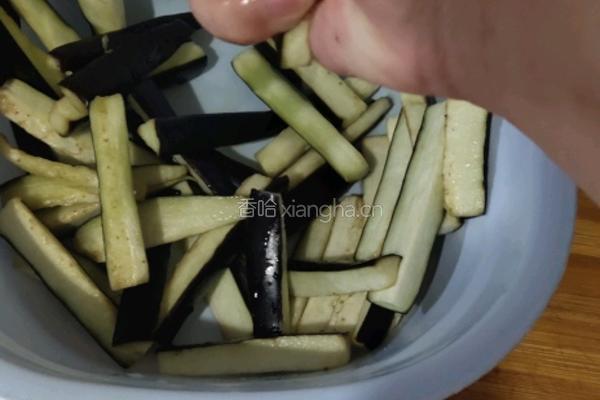 鱼香茄条的做法图解4