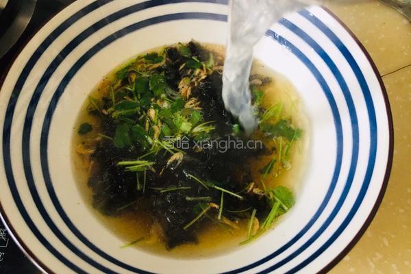 清汤鸡肉馄饨的做法图解10