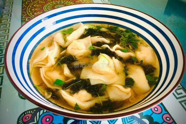 清汤鸡肉馄饨的做法图解12