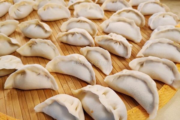 牛肉洋葱水饺的做法图解13