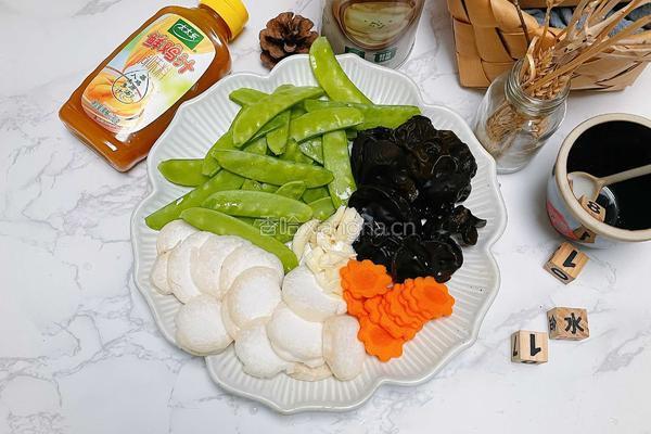 清炒荷兰豆时蔬的做法图解1