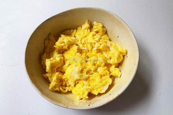 青椒酱鸡蛋的做法图解5