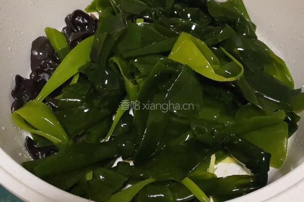 海带豆腐丸子汤的做法图解4