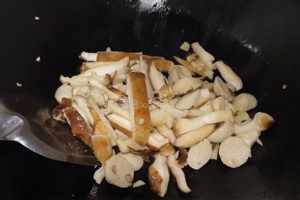 香菇炒荷兰豆的做法图解5
