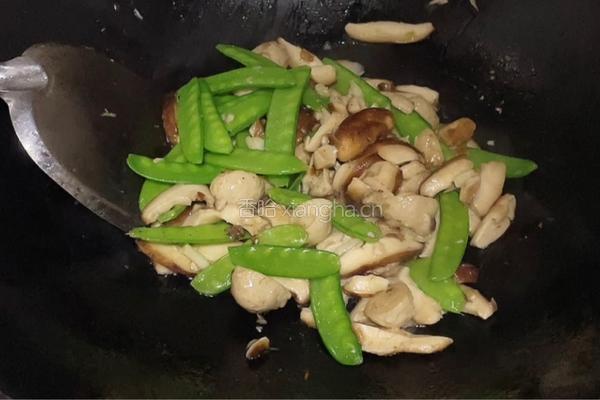 香菇炒荷兰豆的做法图解8