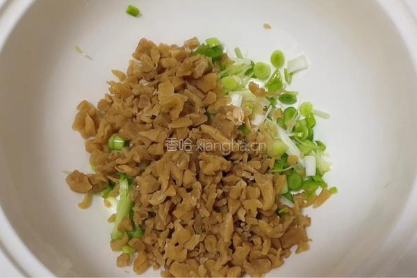 菜脯炒鸡蛋的做法图解3
