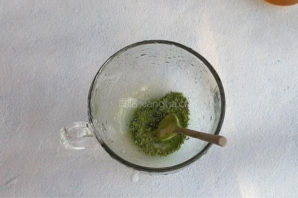 抹茶芋圆牛奶的做法图解1