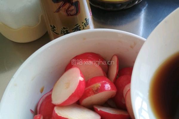 凉拌樱桃小萝卜的做法图解6