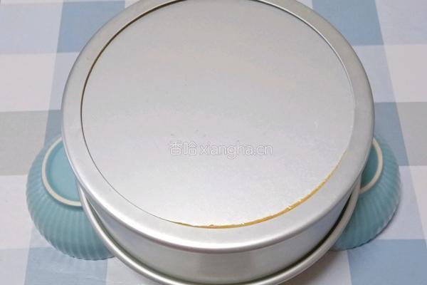 八寸戚风蛋糕的做法图解16