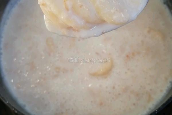 香蕉牛奶燕麦粥的做法图解5