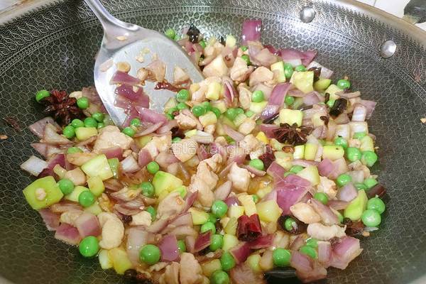 缤纷麻辣鸡丁的做法图解16