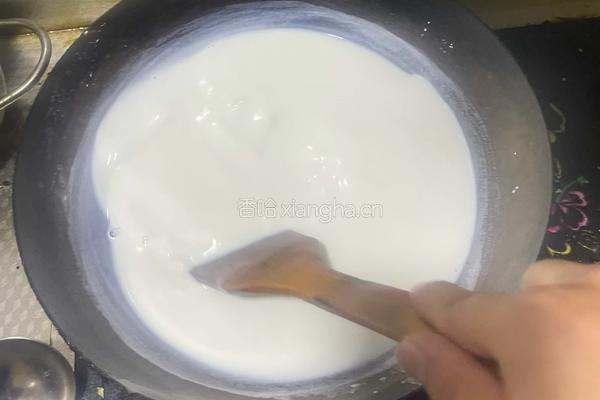 炸鲜奶的做法图解1