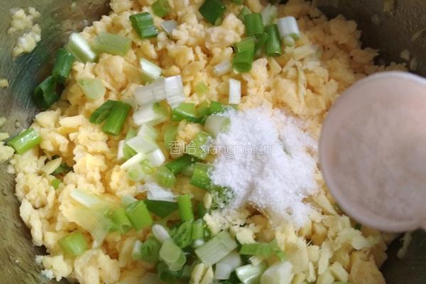 荠菜鸡蛋水饺的做法图解7