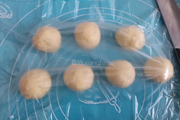 淡奶油毛毛虫面包的做法图解6