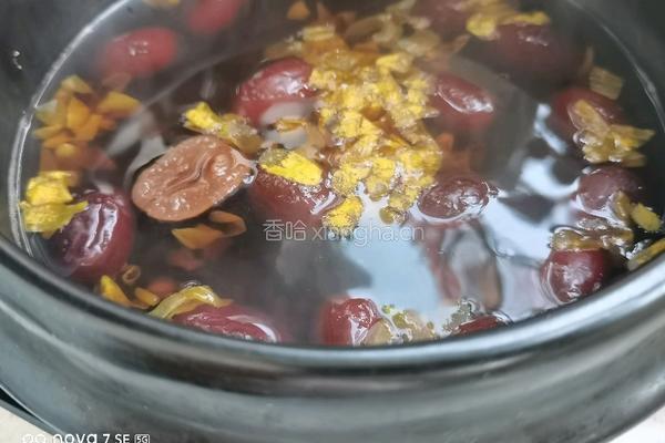 黑豆红枣连翘花的做法图解8