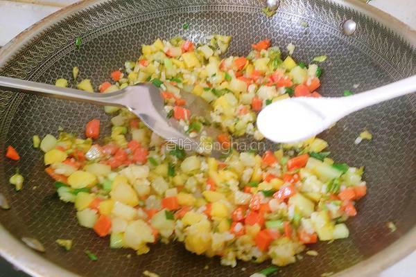 槐花菠萝炒饭的做法图解12