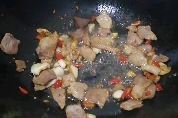 瘦肉水芹菜的做法图解5