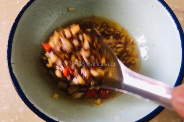 蒜蓉粉丝金针菇蒸开背虾的做法图解4