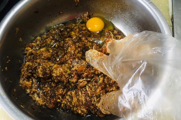 荠菜大肉水饺的做法图解8