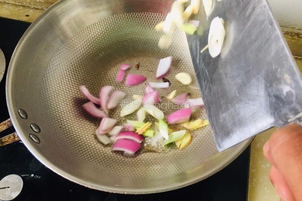 青椒炒猪血的做法图解6