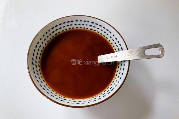 牛肉炒意面的做法图解3