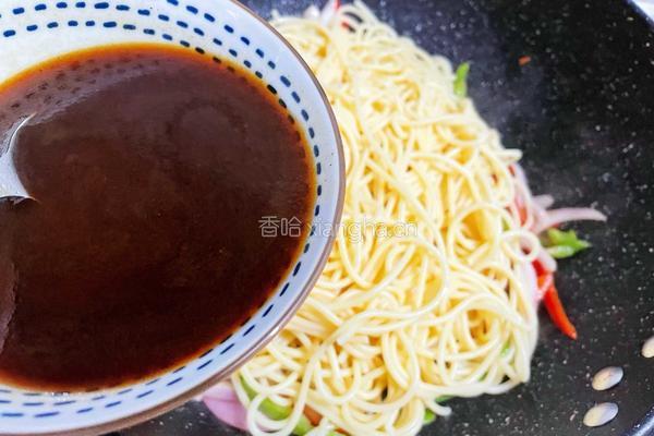 牛肉炒意面的做法图解11