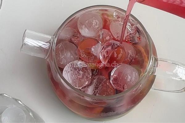 雪碧青桔蔓越莓饮的做法图解8