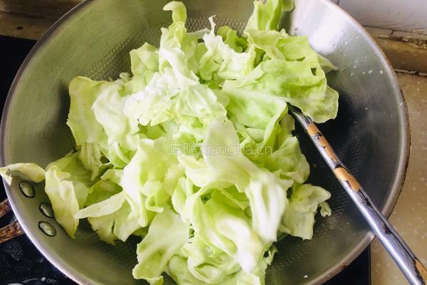 莲花菜粉条炒鸡蛋的做法图解7