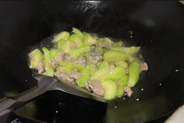 丝瓜炒肉片的做法图解6