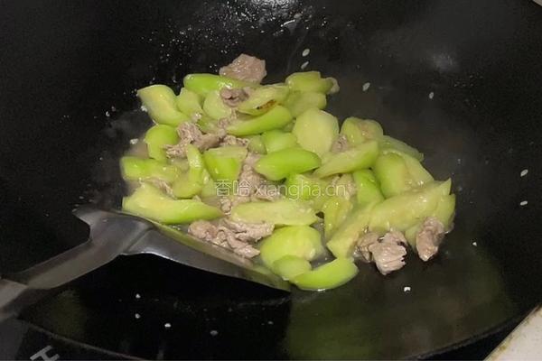 丝瓜炒肉片的做法图解7