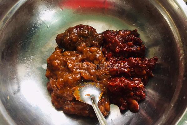 香菇牛肉酱的做法图解4