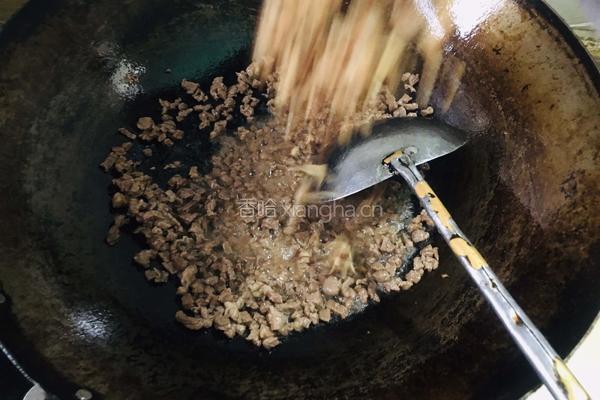 香菇牛肉酱的做法图解9