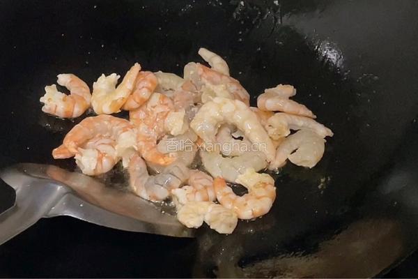 虾仁炒西芹的做法图解4