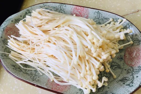 蒜蓉辣酱蒸金针菇的做法图解6