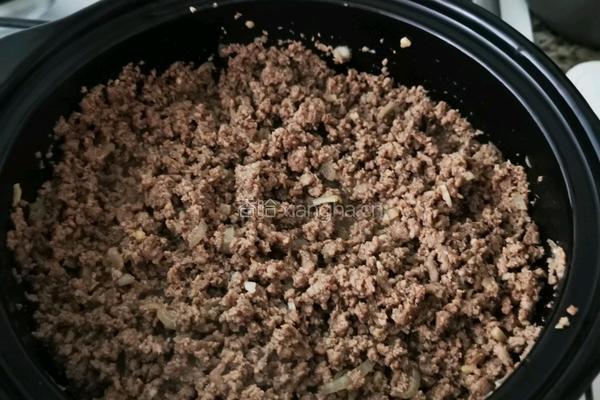 熬制牛肉香辣酱的做法图解6