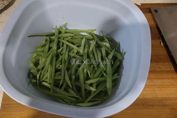 扁豆焖面的做法图解2
