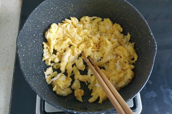 素三鲜饺子的做法图解3