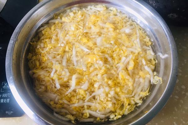 砂锅酸菜白肉的做法图解4