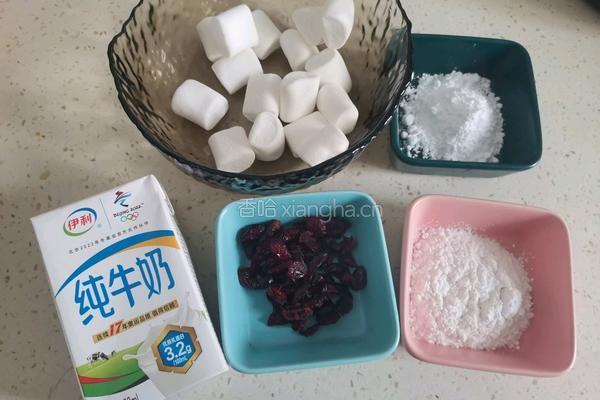 蔓越莓小布丁雪糕（无需奶油无需打发）的做法图解1