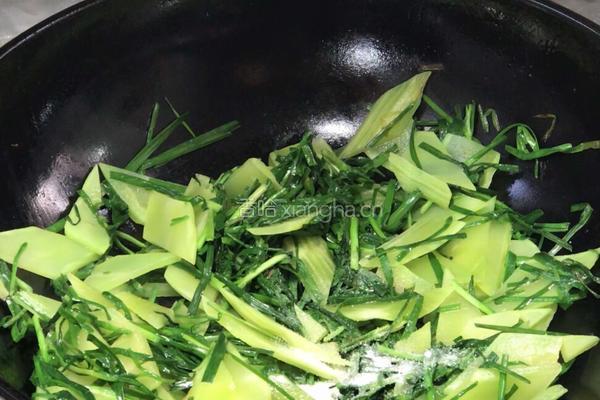 韭菜莴笋炒肉片的做法图解6