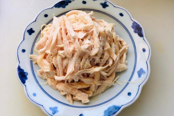 蘸水手撕鸡脯肉的做法图解3