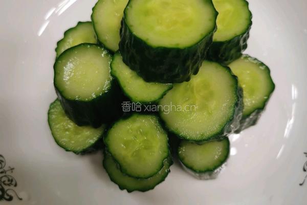 芥末黄瓜墩的做法图解4
