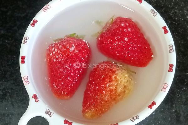 芋圆水果捞的做法图解1