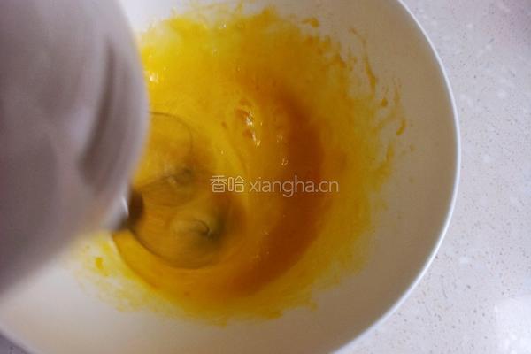 蛋黄小圆饼干的做法图解4