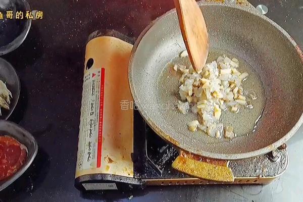 海鲜炸酱面的做法图解2