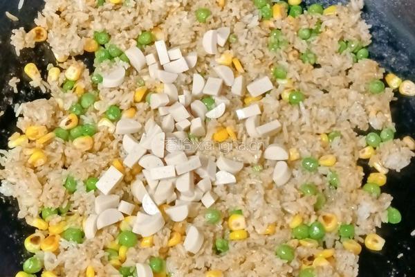 菠萝时蔬炒饭的做法图解10