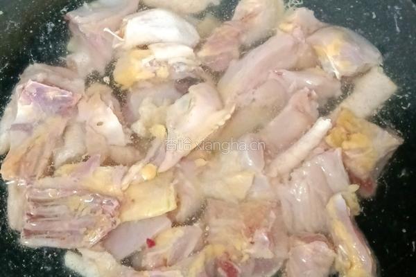 山药鸡汤的做法图解3