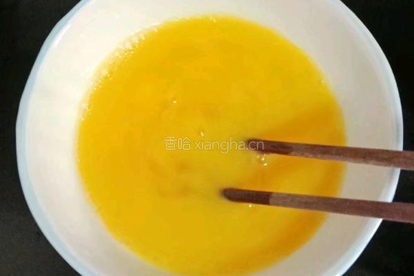 娃娃菜火腿蛋炒饭的做法图解3